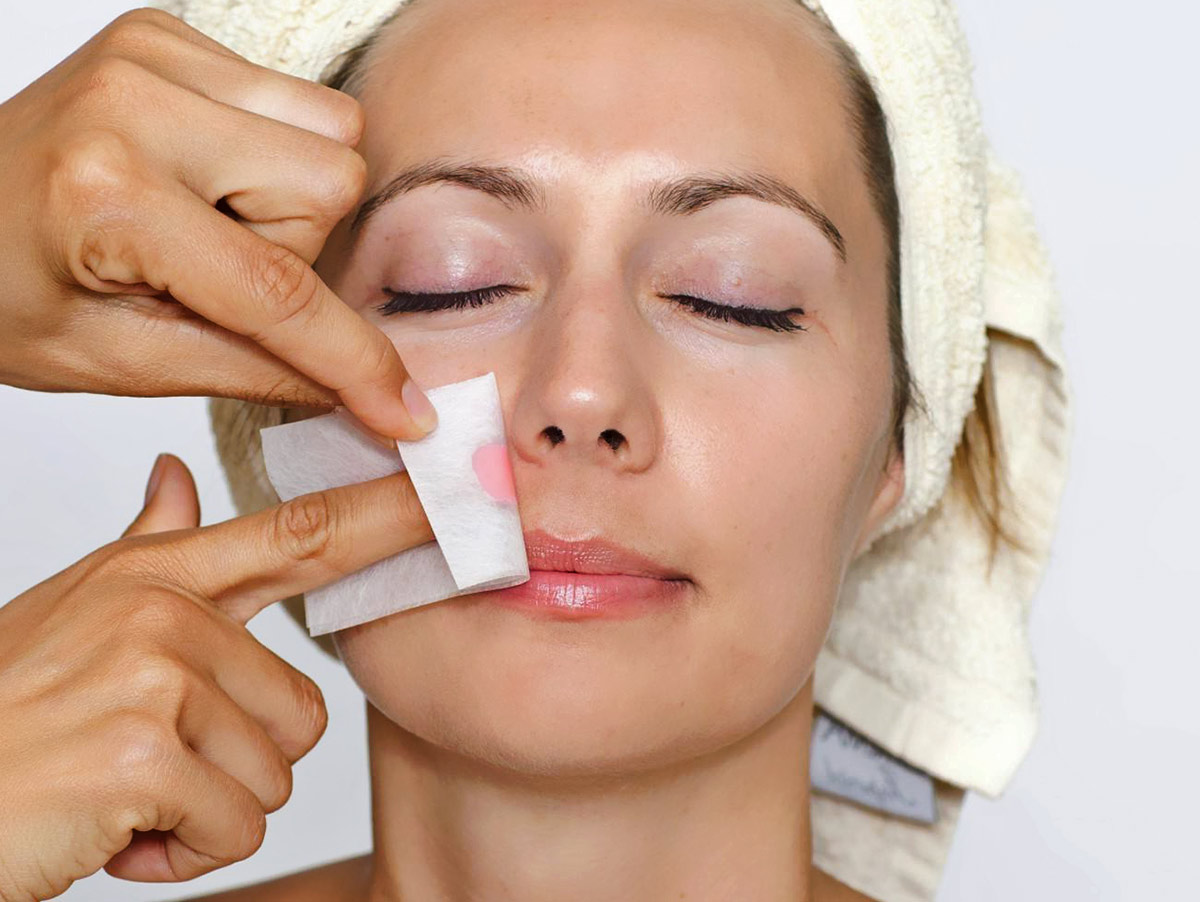 Smooth Confidence with The UnSpa Urban Skin + Wax
